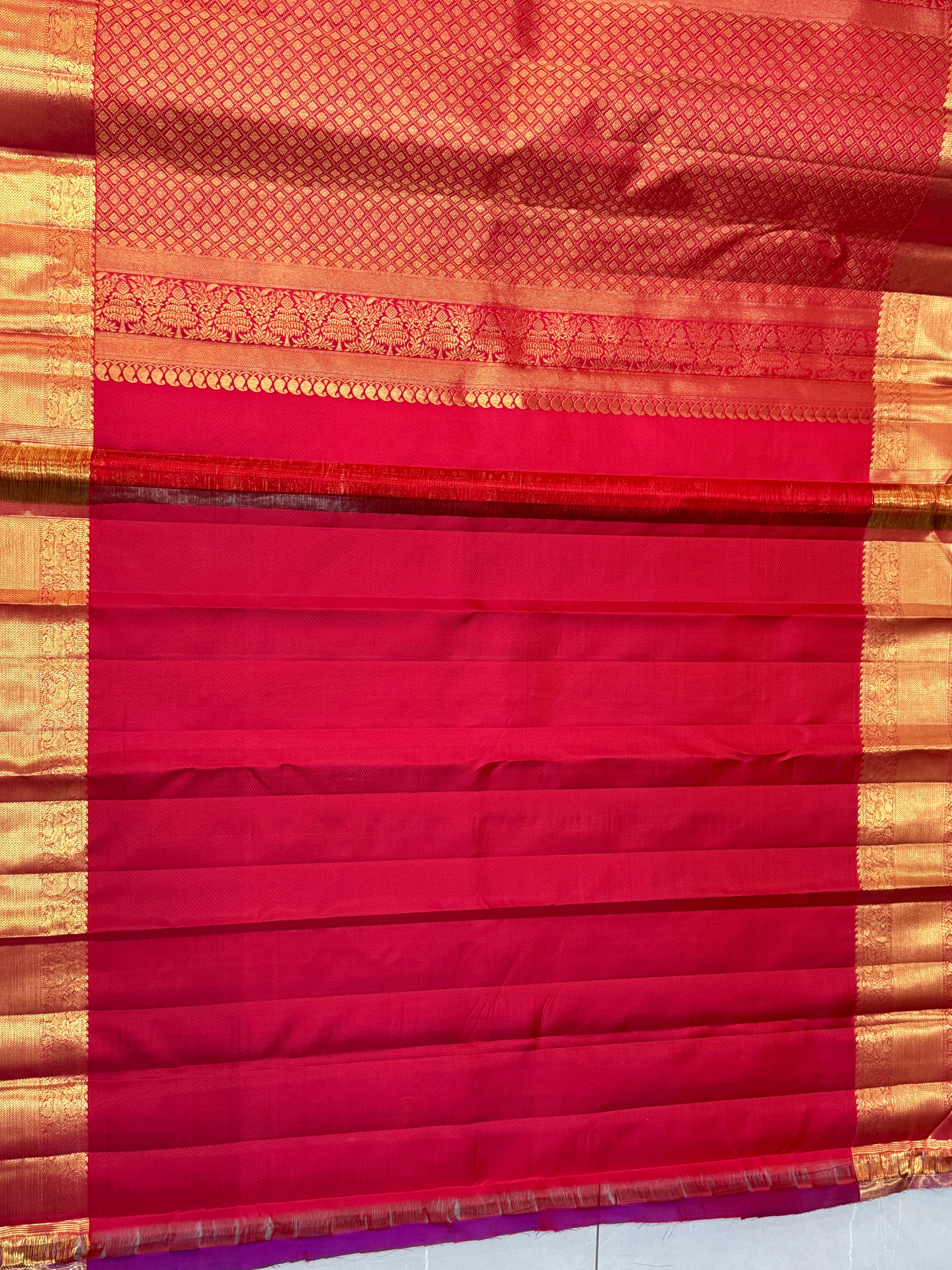 Traditional Kanchipuram Tomato Red Wedding Silk Saree