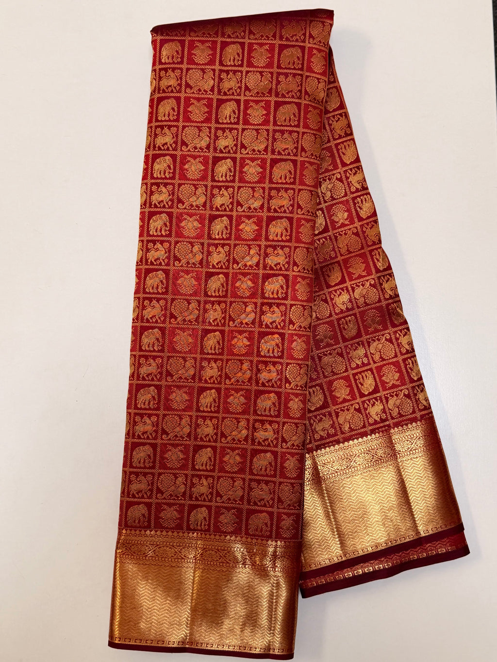 Kanchipuram Traditional Red Wedding Silk Saree