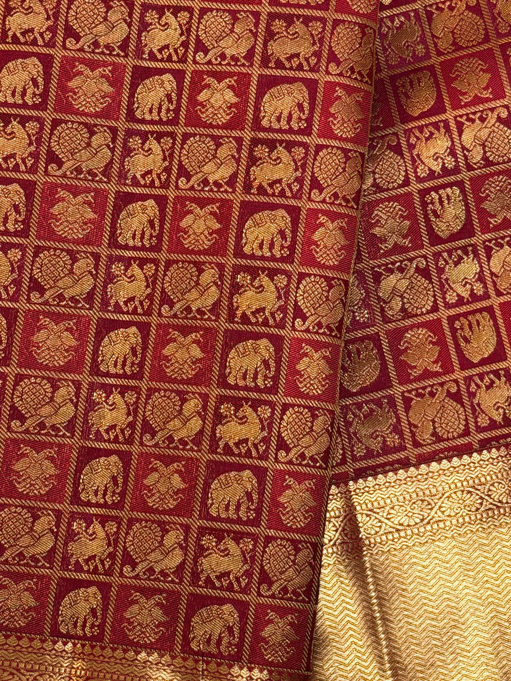 Kanchipuram Traditional Red Wedding Silk Saree